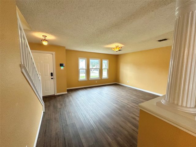 3165 Spyglass Drive, Grand Prairie, TX 75052