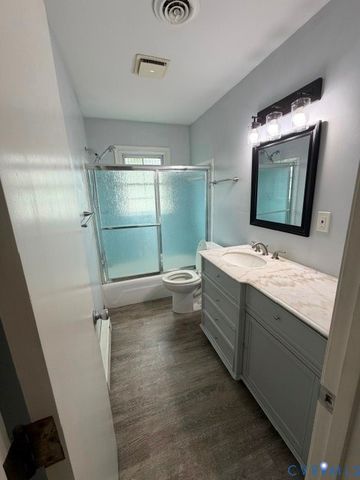 11925 Wedge Dr, Chester, VA 23831