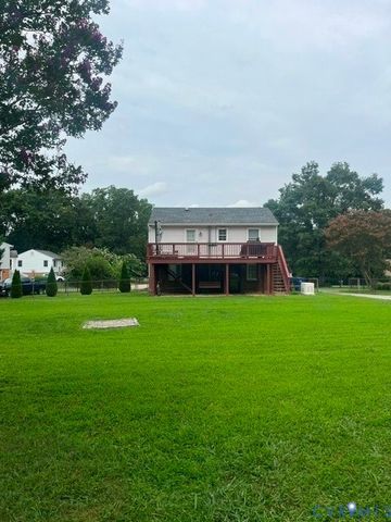 11925 Wedge Dr, Chester, VA 23831