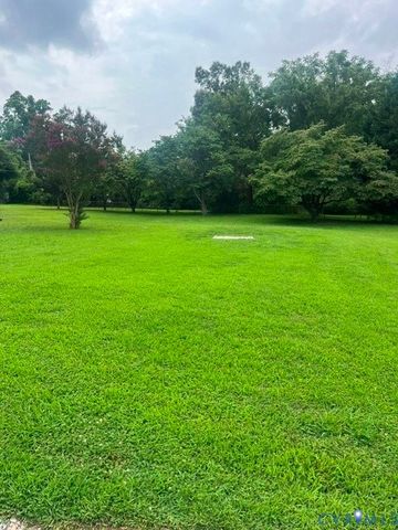 11925 Wedge Dr, Chester, VA 23831