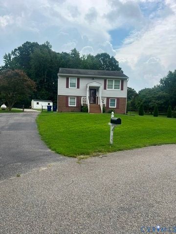 11925 Wedge Dr, Chester, VA 23831