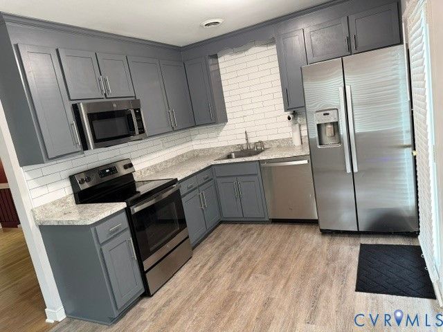 11925 Wedge Dr, Chester, VA 23831