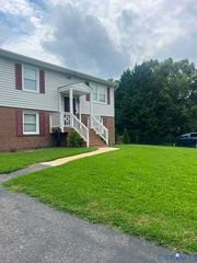 11925 Wedge Dr, Chester, VA 23831