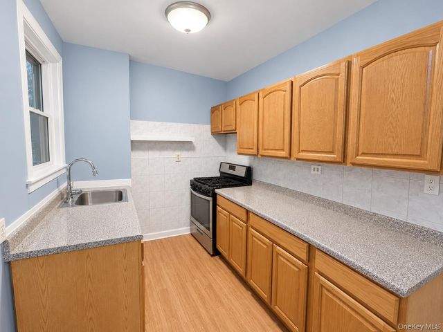 107 Tibbetts Road 2A, Yonkers, NY 10705
