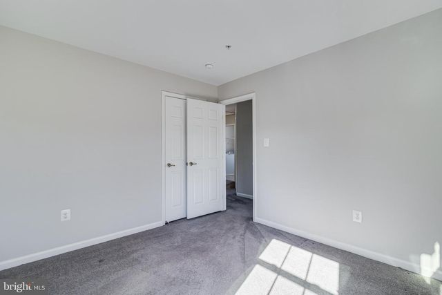 5141 ROYAL BIRKDALE AVE, Waldorf, MD 20602