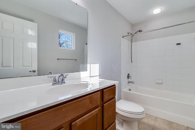 5141 ROYAL BIRKDALE AVE, Waldorf, MD 20602