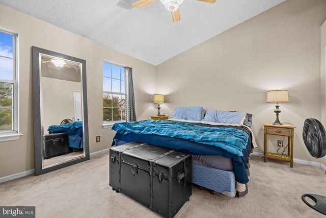 8073 STONEWALL BRIGADE CT, Manassas, VA 20109