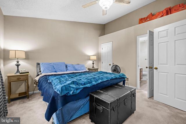 8073 STONEWALL BRIGADE CT, Manassas, VA 20109