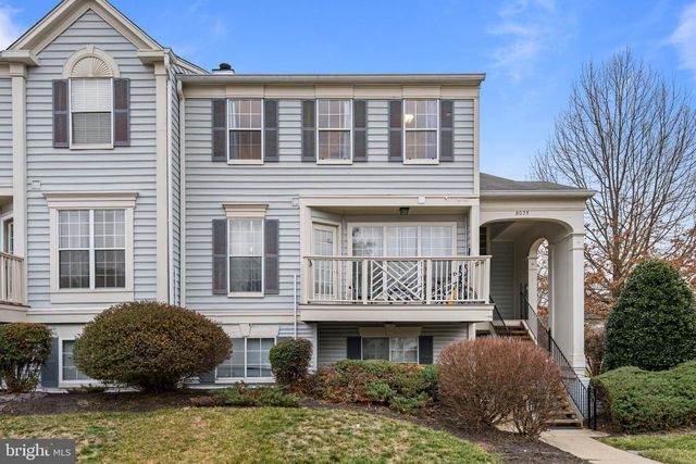 8073 STONEWALL BRIGADE CT, Manassas, VA 20109