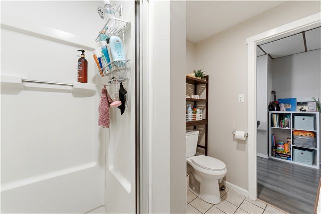 427 Taylor St, Bloomfield, PA 15224