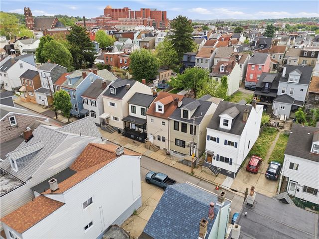 427 Taylor St, Bloomfield, PA 15224