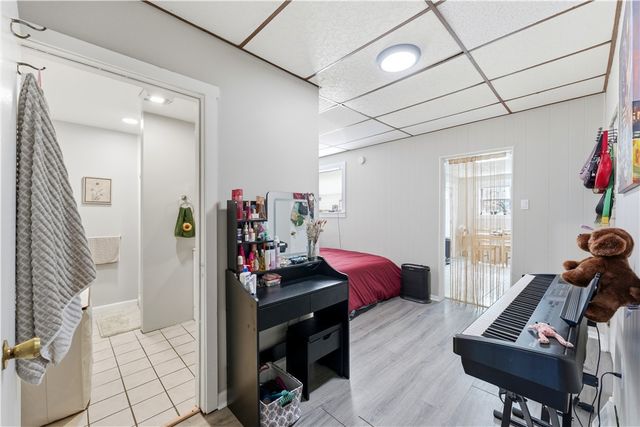 427 Taylor St, Bloomfield, PA 15224