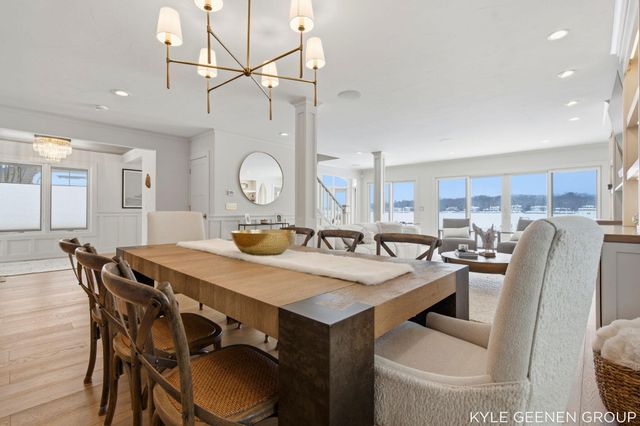 555 Locust Avenue, Holland, MI 49423