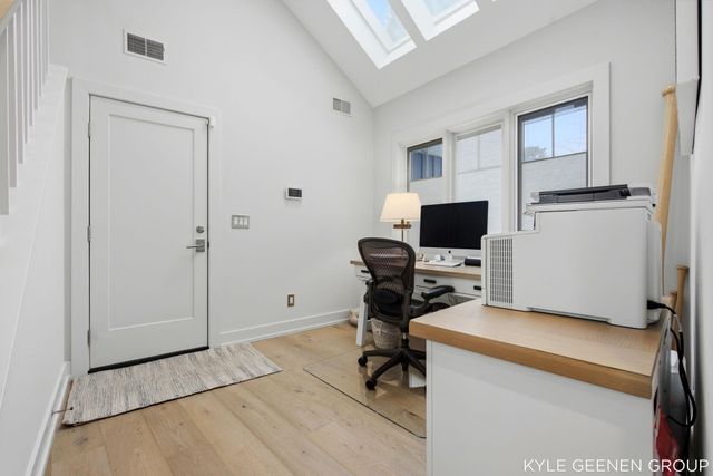 555 Locust Avenue, Holland, MI 49423