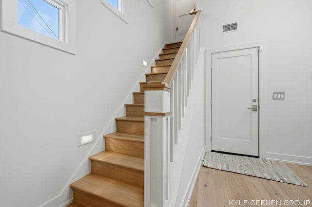 555 Locust Avenue, Holland, MI 49423