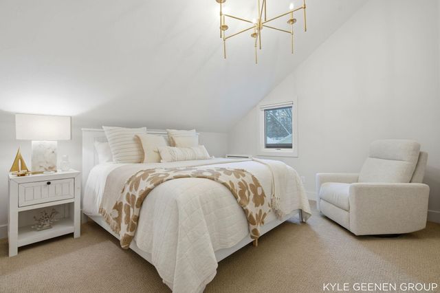 555 Locust Avenue, Holland, MI 49423