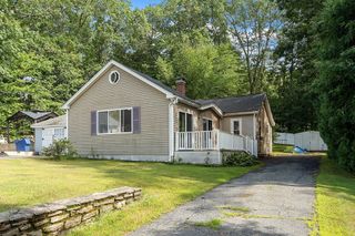 18 Candlewood St, Worcester, MA 01602