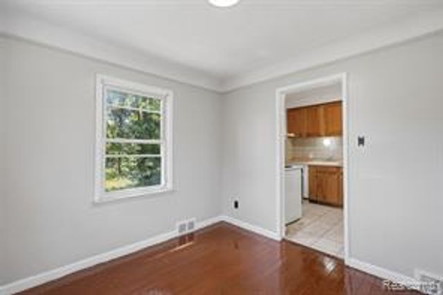 7335 Curtis Street, Detroit, MI 48221