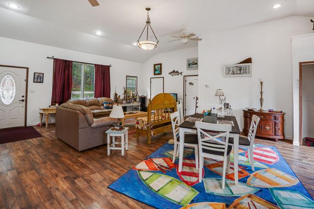 1260 Big Oak LN, Wirtz, VA 24184