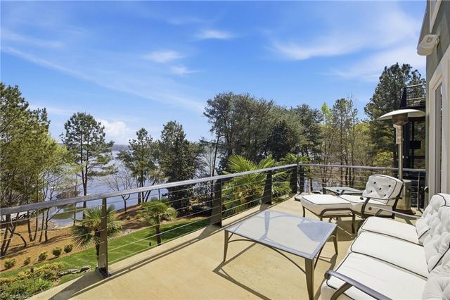 158 Printers Lane, New London, NC 28127