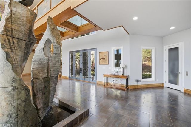 158 Printers Lane, New London, NC 28127