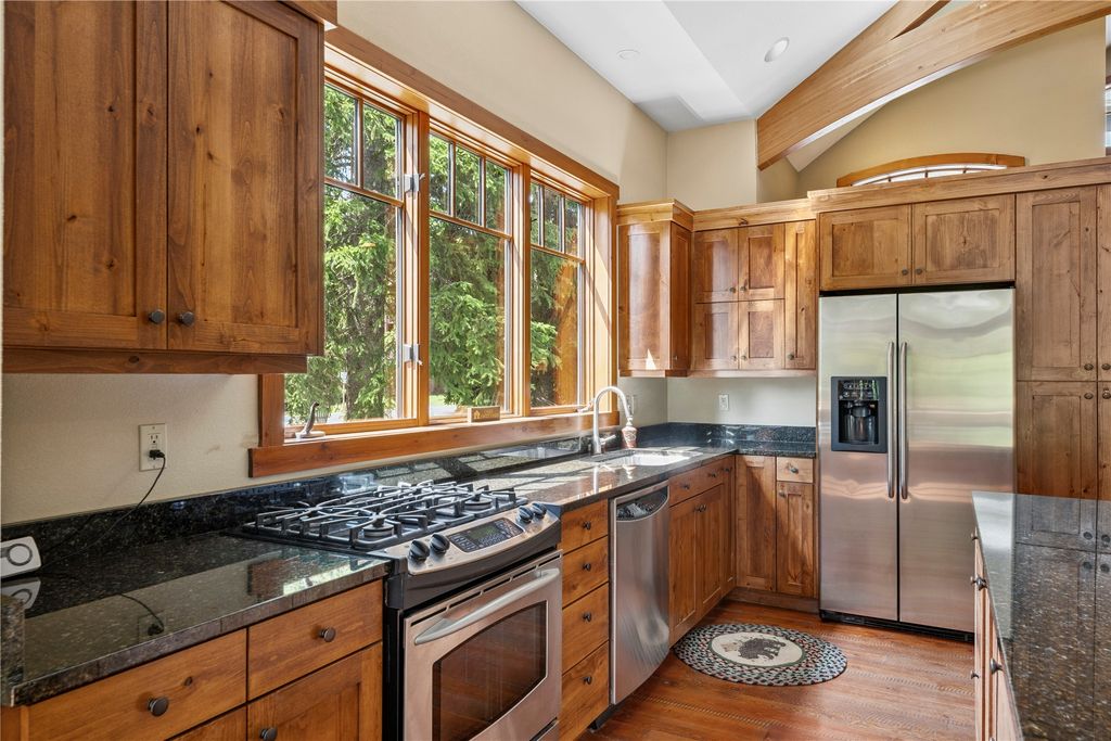 3813 Tamarack Avenue B, Whitefish, MT 59937 photo 10