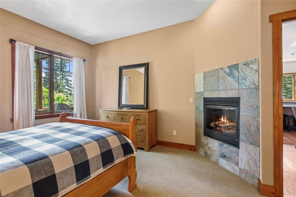 3813 Tamarack Avenue B, Whitefish, MT 59937 photo 23