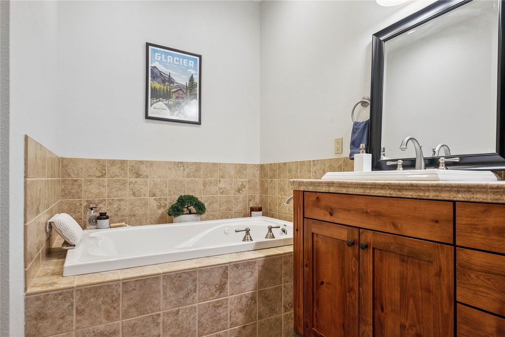 3813 Tamarack Avenue B, Whitefish, MT 59937 photo 25