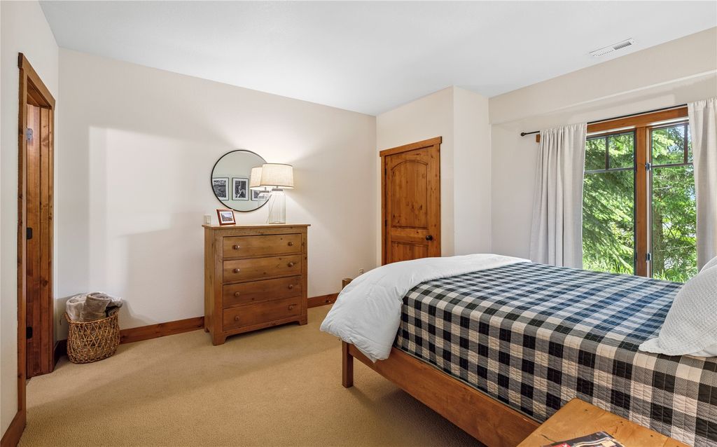 3813 Tamarack Avenue B, Whitefish, MT 59937 photo 35