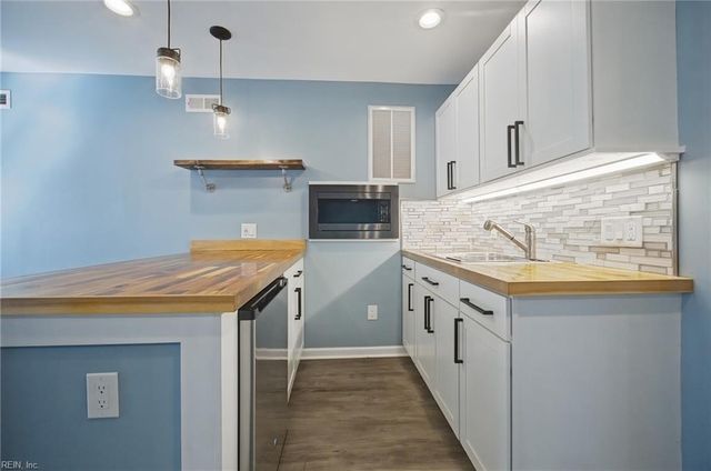 1509 Hodges Ferry RD, Portsmouth, VA 23701