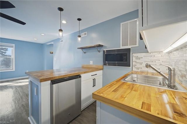 1509 Hodges Ferry RD, Portsmouth, VA 23701