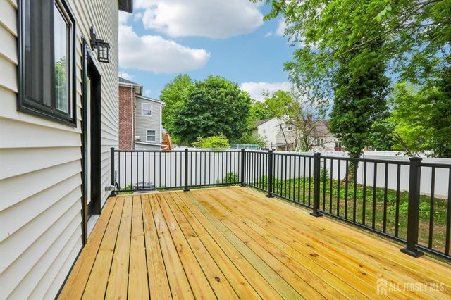58 N Fern Street, Edison, NJ 08817