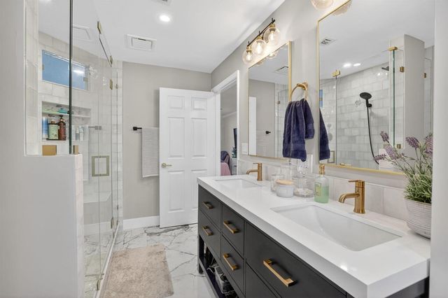 237 City View Drive 237, Fort Lauderdale, FL 33311