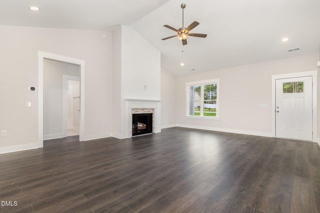 604 Tuscany Circle, Princeton, NC 27569