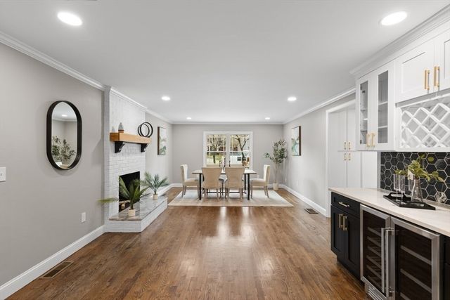 12 Brookside Ln, Norfolk, MA 02056