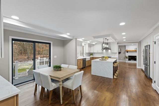 12 Brookside Ln, Norfolk, MA 02056