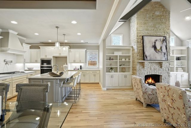 9069 E 62nd Place S, Tulsa, OK 74133