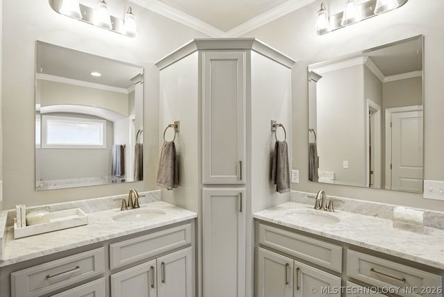 9069 E 62nd Place S, Tulsa, OK 74133