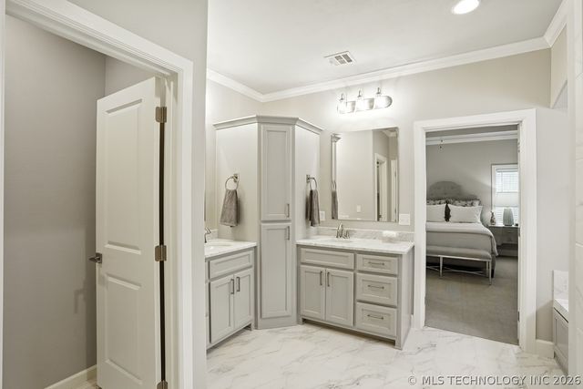 9069 E 62nd Place S, Tulsa, OK 74133