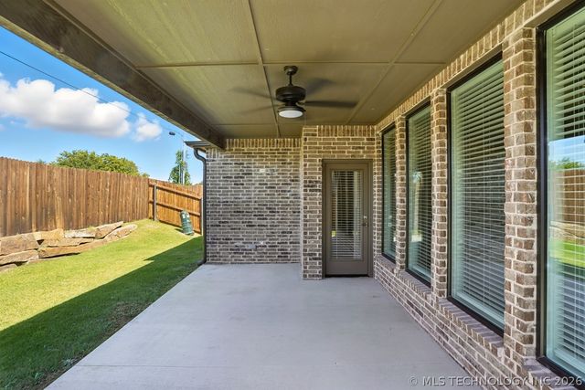 9069 E 62nd Place S, Tulsa, OK 74133