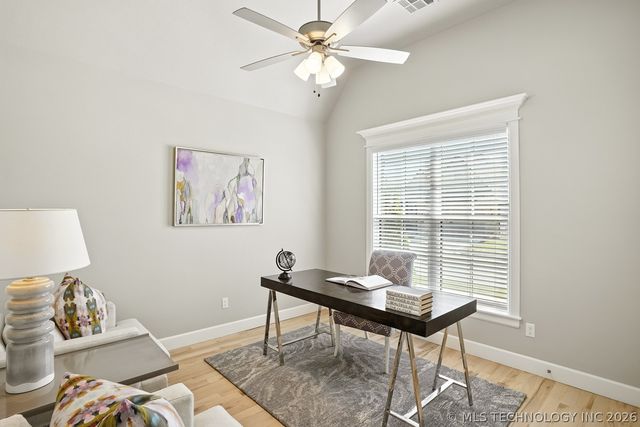 9069 E 62nd Place S, Tulsa, OK 74133