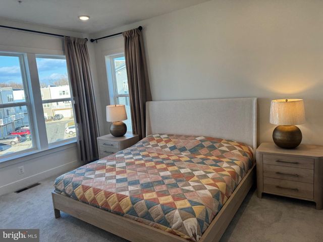 14305 DOWITCHER WAY, Boyds, MD 20841