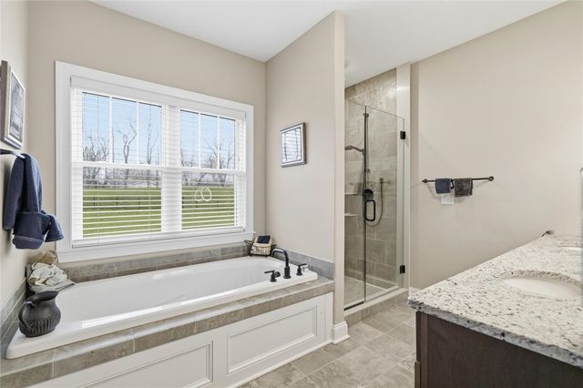 101 Imperial Dr, Adams Twp, PA 16059