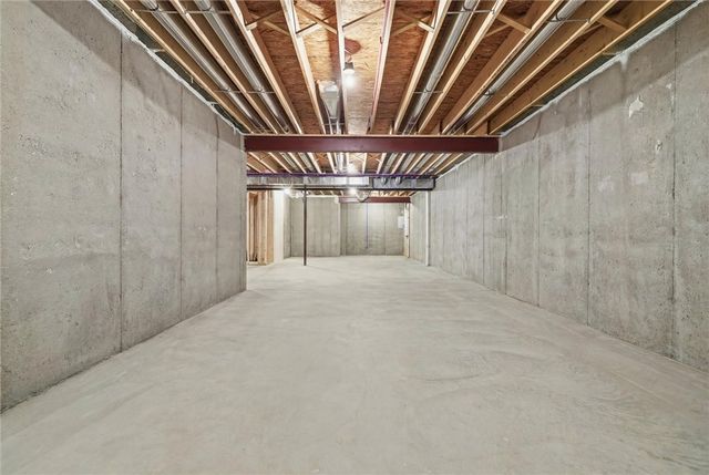 101 Imperial Dr, Adams Twp, PA 16059