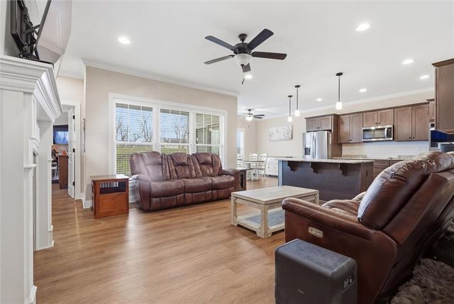 101 Imperial Dr, Adams Twp, PA 16059