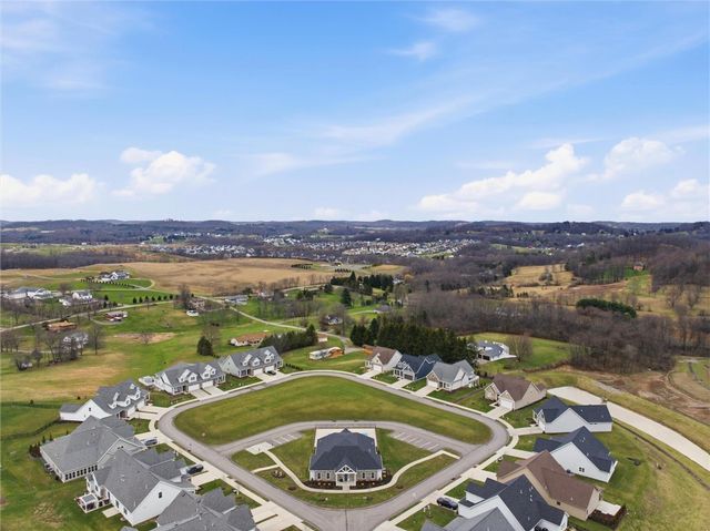 101 Imperial Dr, Adams Twp, PA 16059