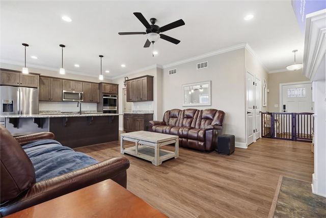 101 Imperial Dr, Adams Twp, PA 16059