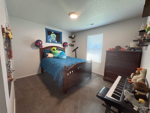 13572 Beatty St, Caldwell, ID 83607