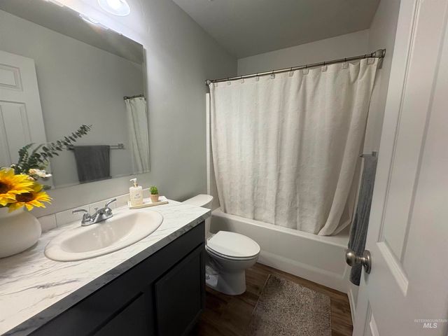 13572 Beatty St, Caldwell, ID 83607