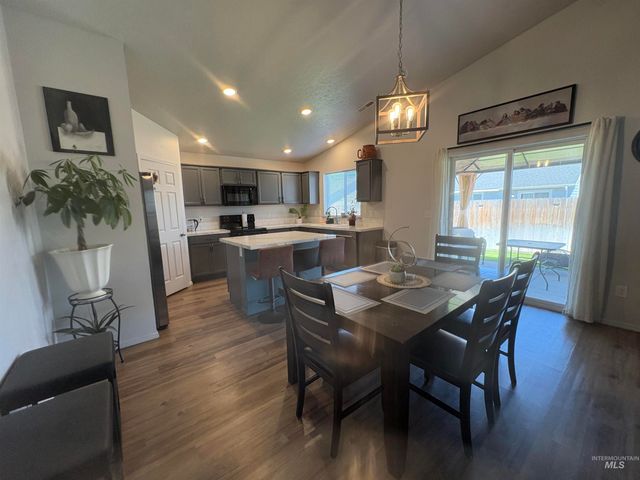13572 Beatty St, Caldwell, ID 83607